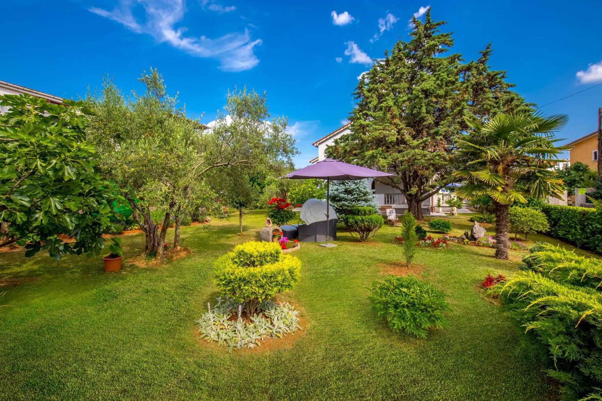 Garden paradise App Sveti Vid-Miholjice Buitenkant foto