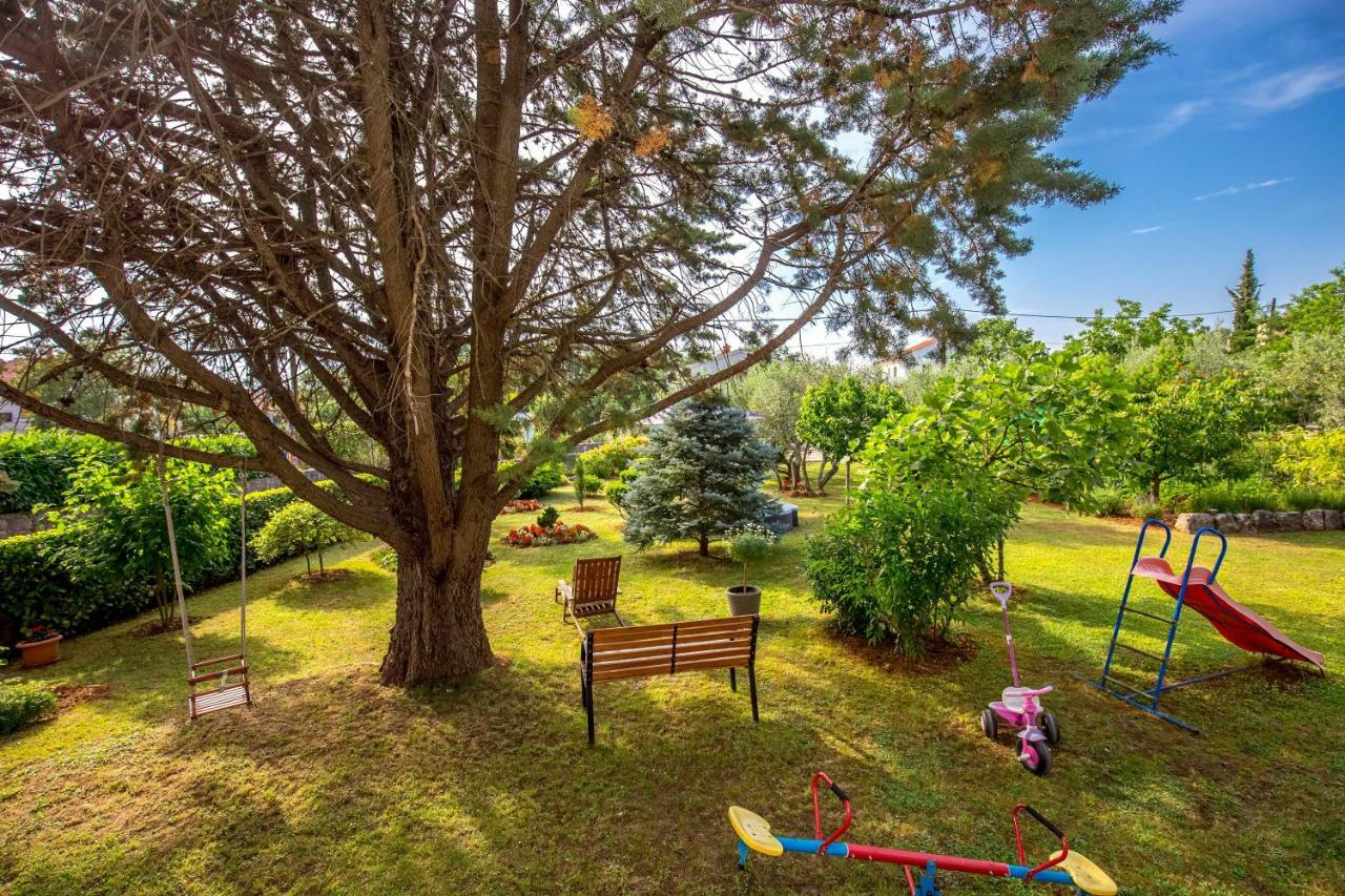 Garden paradise App Sveti Vid-Miholjice Buitenkant foto